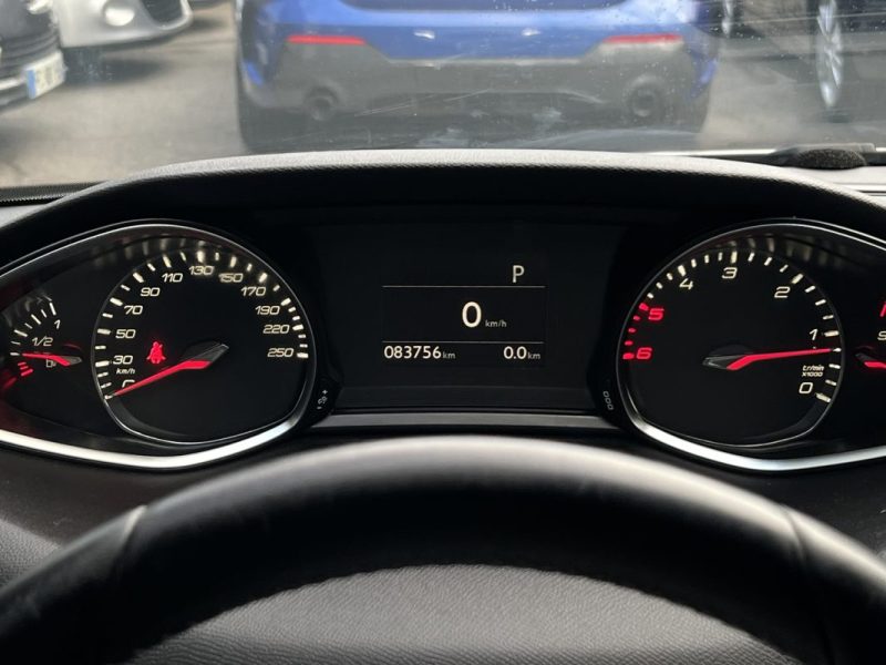 PEUGEOT 308 II SW BREAK FELINE 1.6 HDI 120 Cv BOITE AUTO TOIT PANORAMIQUE GPS CAMERA - GARANTIE 1 AN