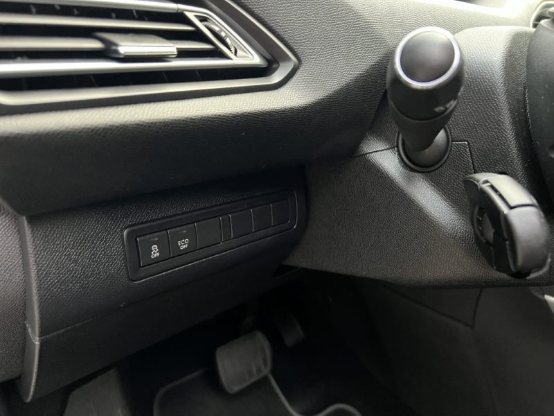 PEUGEOT 308 II SW BREAK FELINE 1.6 HDI 120 Cv BOITE AUTO TOIT PANORAMIQUE GPS CAMERA - GARANTIE 1 AN