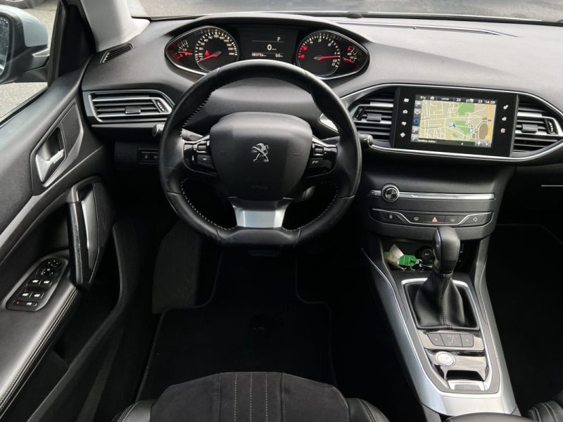 PEUGEOT 308 II SW BREAK FELINE 1.6 HDI 120 Cv BOITE AUTO TOIT PANORAMIQUE GPS CAMERA - GARANTIE 1 AN