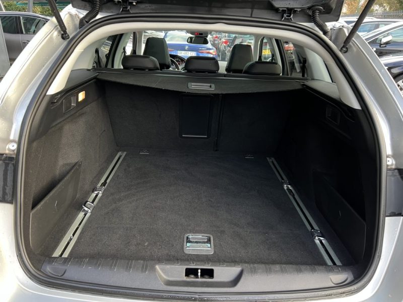 PEUGEOT 308 II SW BREAK FELINE 1.6 HDI 120 Cv BOITE AUTO TOIT PANORAMIQUE GPS CAMERA - GARANTIE 1 AN