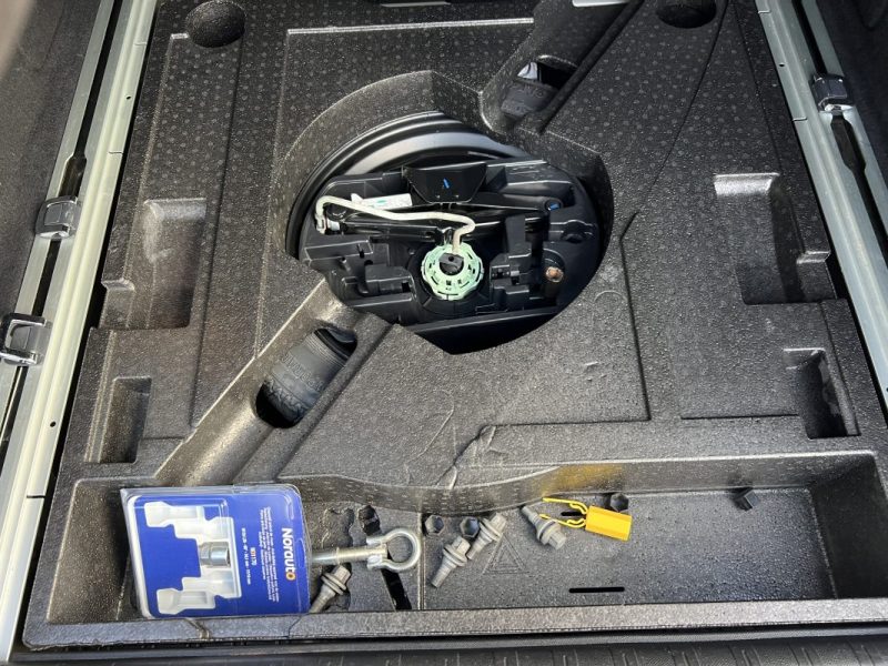 PEUGEOT 308 II SW BREAK FELINE 1.6 HDI 120 Cv BOITE AUTO TOIT PANORAMIQUE GPS CAMERA - GARANTIE 1 AN