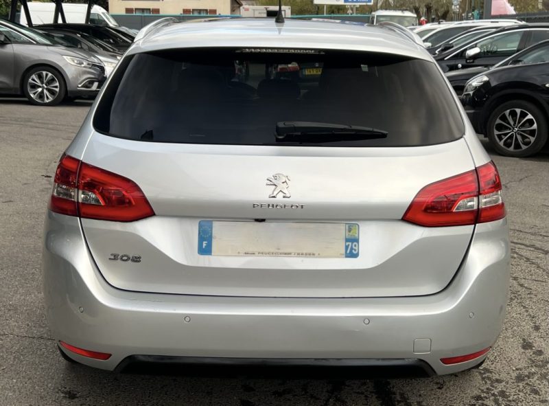 PEUGEOT 308 II SW BREAK FELINE 1.6 HDI 120 Cv BOITE AUTO TOIT PANORAMIQUE GPS CAMERA - GARANTIE 1 AN