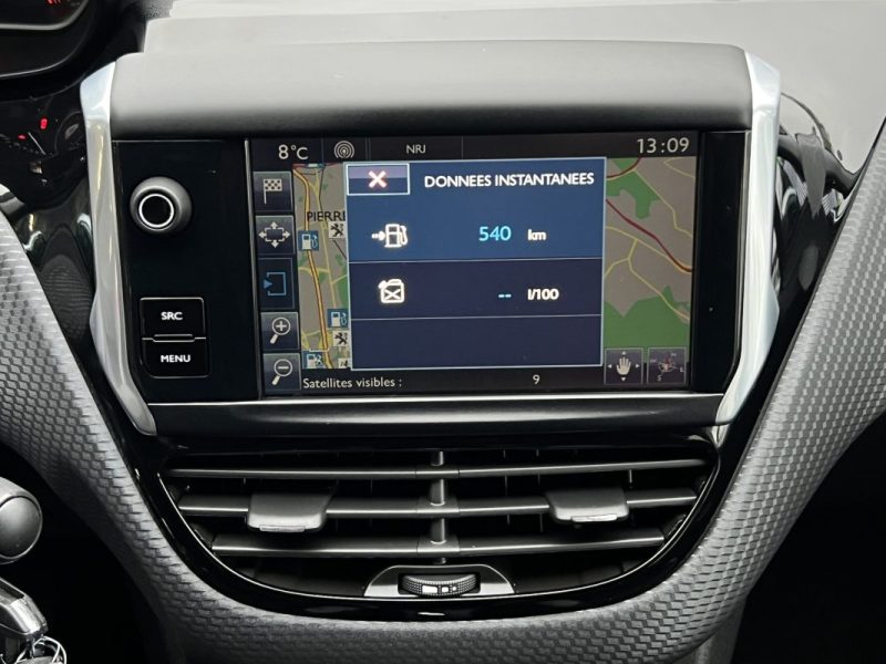 PEUGEOT 208 PHASE 2 STYLE 1.2 82 Cv ECRAN GPS TACTILE 5 PORTES 38 900 Kms CRIT AIR 1 - GARANTIE 1 AN