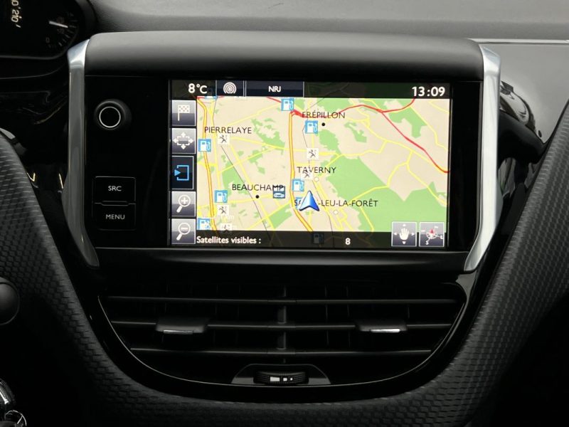 PEUGEOT 208 PHASE 2 STYLE 1.2 82 Cv ECRAN GPS TACTILE 5 PORTES 38 900 Kms CRIT AIR 1 - GARANTIE 1 AN