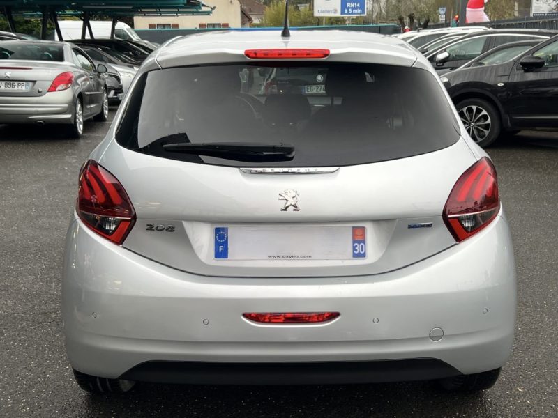 PEUGEOT 208 PHASE 2 STYLE 1.2 82 Cv ECRAN GPS TACTILE 5 PORTES 38 900 Kms CRIT AIR 1 - GARANTIE 1 AN