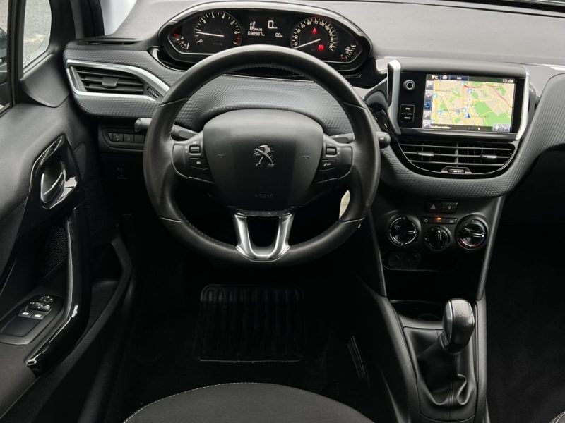 PEUGEOT 208 PHASE 2 STYLE 1.2 82 Cv ECRAN GPS TACTILE 5 PORTES 38 900 Kms CRIT AIR 1 - GARANTIE 1 AN