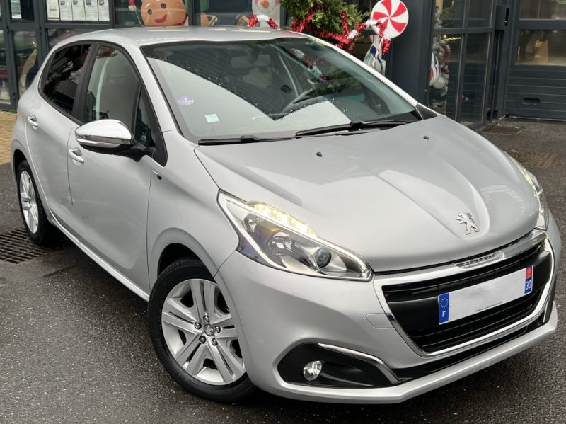 PEUGEOT 208 PHASE 2 STYLE 1.2 82 Cv ECRAN GPS TACTILE 5 PORTES 38 900 Kms CRIT AIR 1 - GARANTIE 1 AN