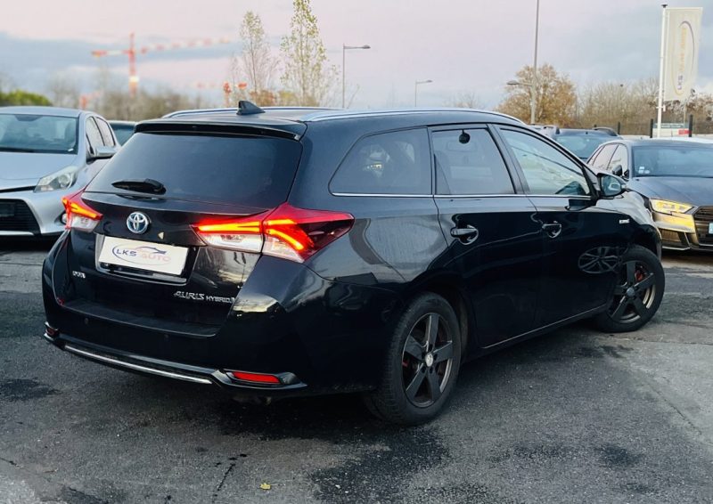 TOYOTA AURIS TOURING SPORTS 1.8 HYBRID 136H DYNAMIC