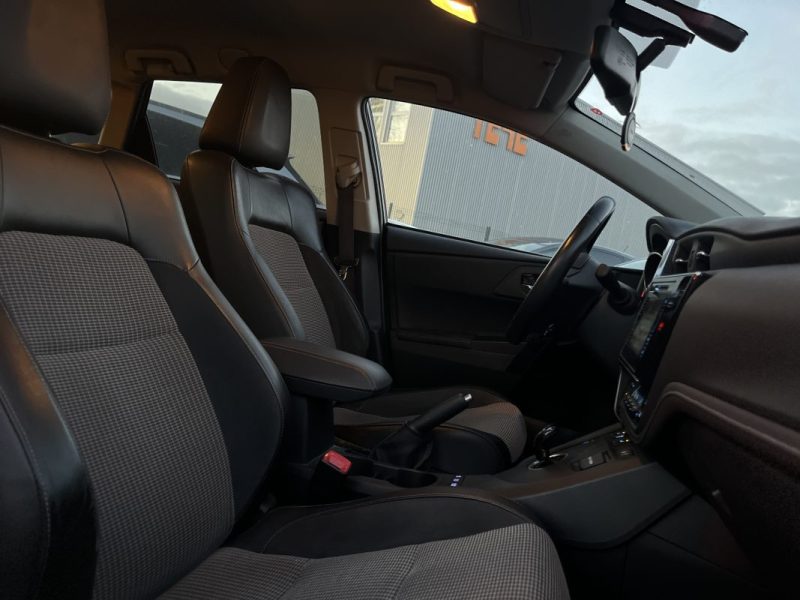 TOYOTA AURIS TOURING SPORTS 1.8 HYBRID 136H DYNAMIC