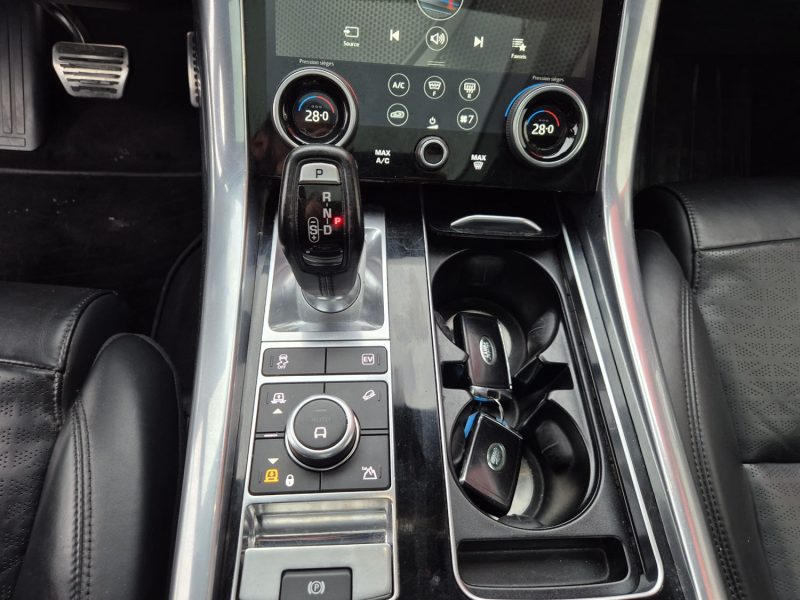 LAND ROVER RANGE ROV 2.0 P400E 404CH VOGUE SWB MARK IX 2020