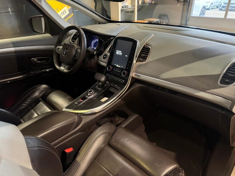 RENAULT ESPACE V 2.0 BLUE DCI 200 INITIALE PARIS EDC / TOIT OUVRANT / 7 PLACES / SIEGES ARR CHAUFFANTS / VOLANT CHAUFFANT / ENTRETIEN RENAULT  2019
