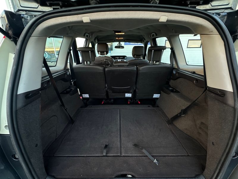 RENAULT SCENICIII GRAND 1.9 DCI 130 EXPRESSION 7Places