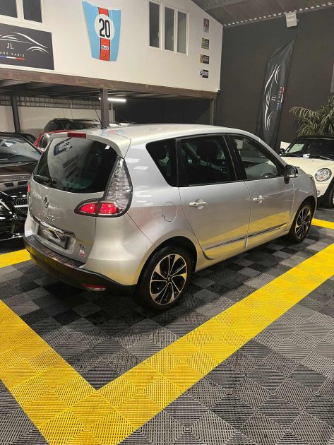 MAGNIFIQUE RENAULT SCENIC 3 BOSE 1.2 TCE 130CH ( CAMÉRA DE RECUL, BLUETOOTH, ÉCRAN MULTIMÉDIA )