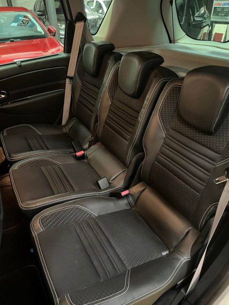 MAGNIFIQUE RENAULT SCENIC 3 BOSE 1.2 TCE 130CH ( CAMÉRA DE RECUL, BLUETOOTH, ÉCRAN MULTIMÉDIA )