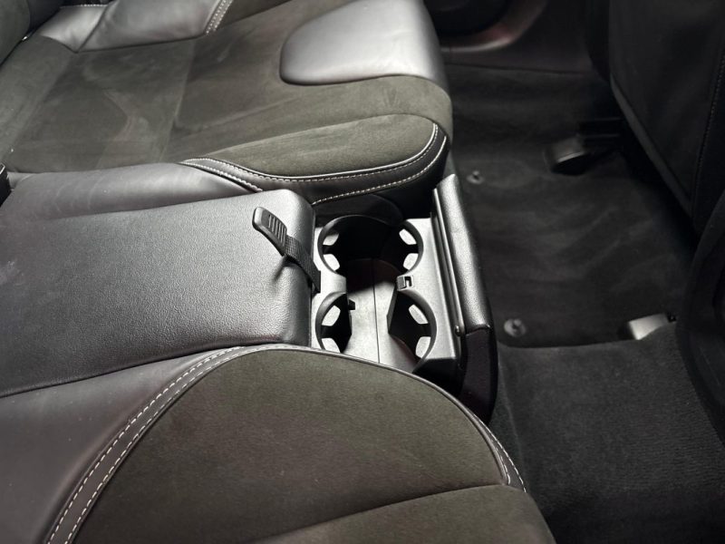 VOLVO V40 2.0D D3 15OCV R-DESIGN  BVA GARANTIE 12 MOIS