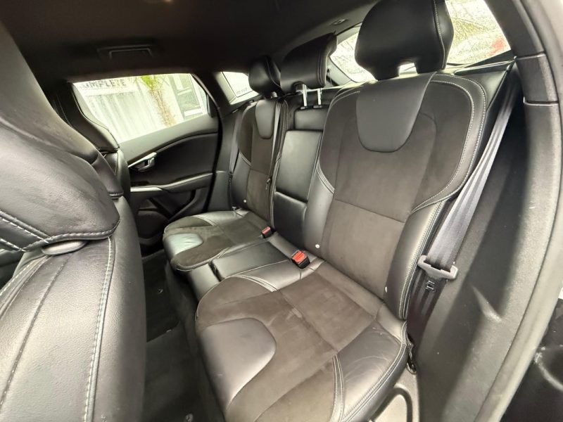 VOLVO V40 2.0D D3 15OCV R-DESIGN  BVA GARANTIE 12 MOIS