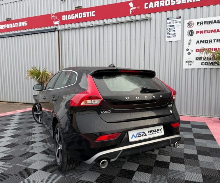 VOLVO V40 2.0D D3 15OCV R-DESIGN  BVA GARANTIE 12 MOIS