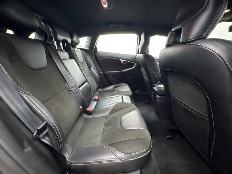 VOLVO V40 2.0D D3 15OCV R-DESIGN  BVA GARANTIE 12 MOIS