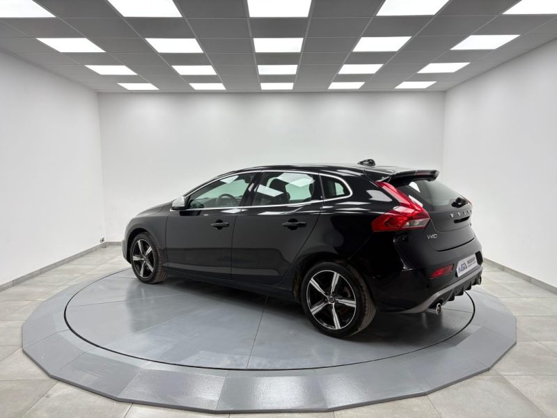 VOLVO V40 2.0D D3 15OCV R-DESIGN  BVA GARANTIE 12 MOIS