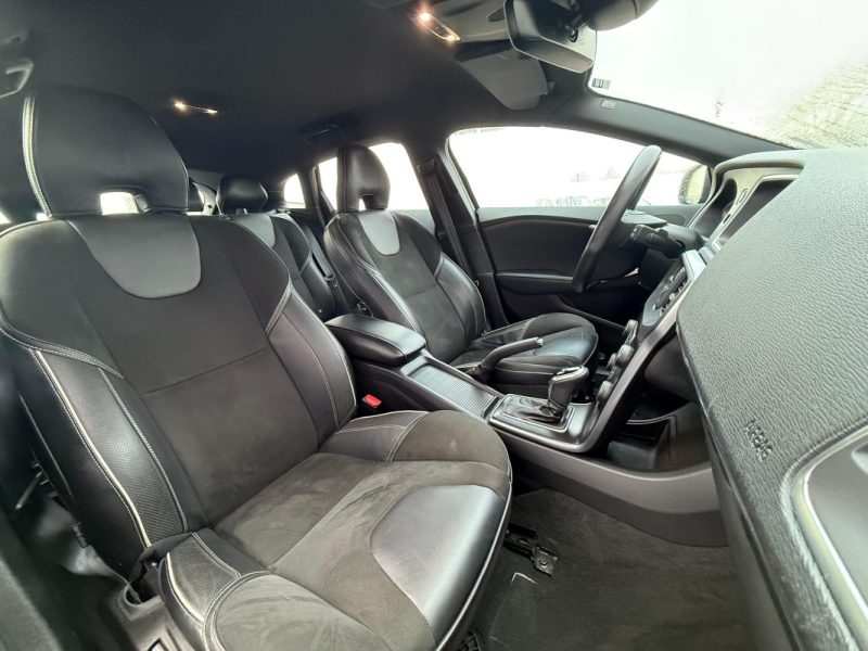 VOLVO V40 2.0D D3 15OCV R-DESIGN  BVA GARANTIE 12 MOIS