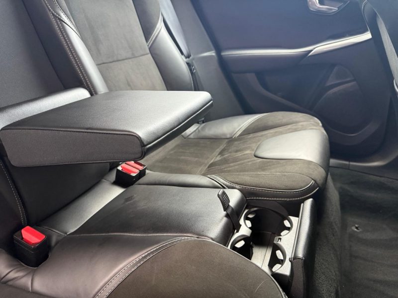 VOLVO V40 2.0D D3 15OCV R-DESIGN  BVA GARANTIE 12 MOIS