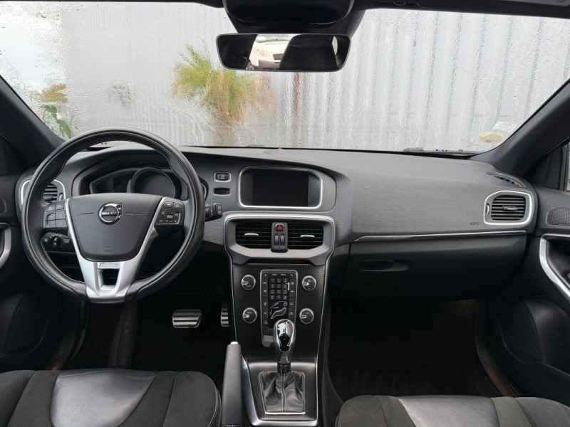 VOLVO V40 2.0D D3 15OCV R-DESIGN  BVA GARANTIE 12 MOIS