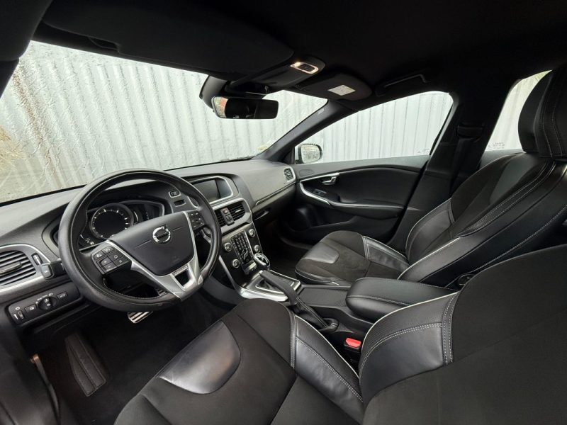 VOLVO V40 2.0D D3 15OCV R-DESIGN  BVA GARANTIE 12 MOIS