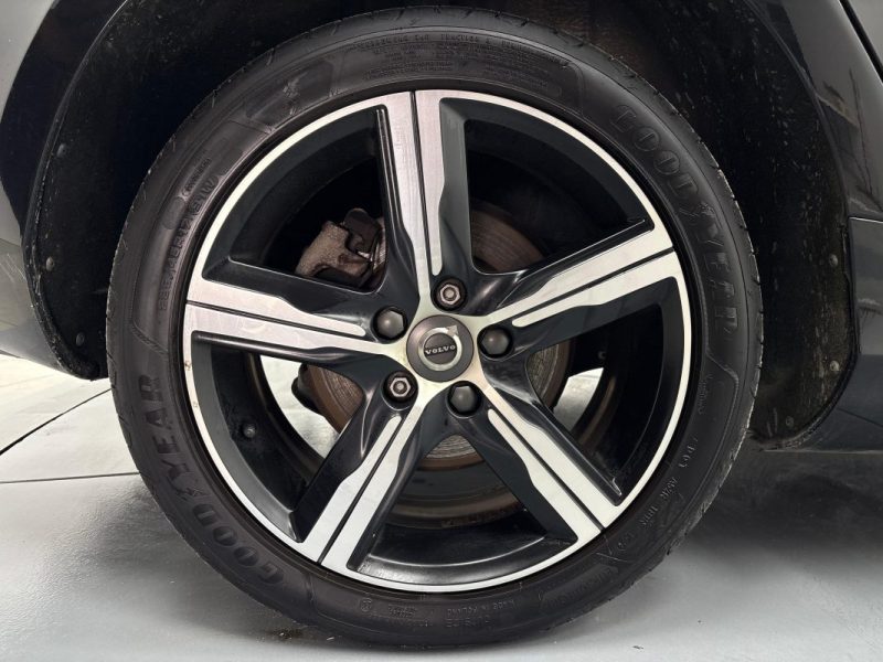 VOLVO V40 2.0D D3 15OCV R-DESIGN  BVA 