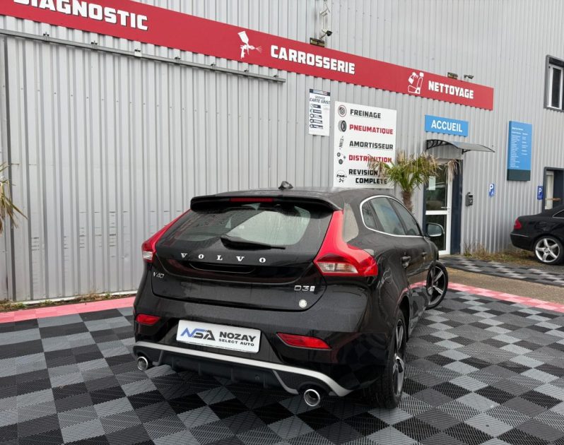 VOLVO V40 2.0D D3 15OCV R-DESIGN  BVA GARANTIE 12 MOIS