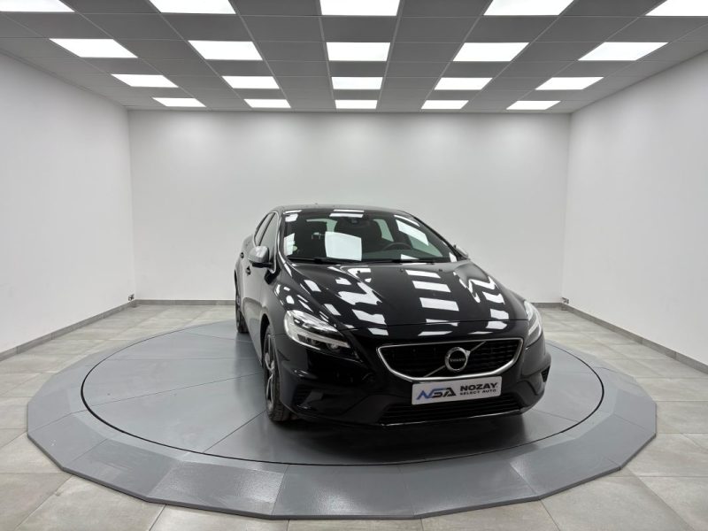 VOLVO V40 2.0D D3 15OCV R-DESIGN  BVA 