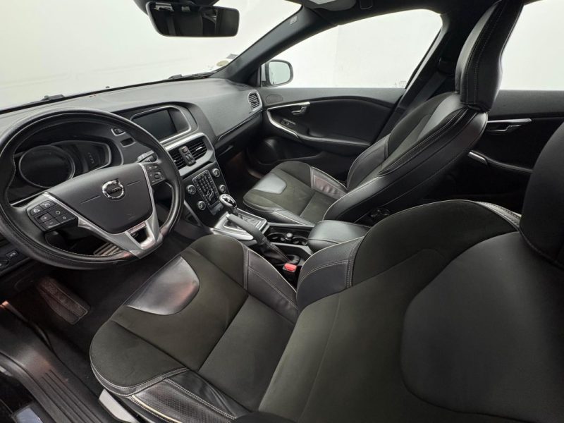 VOLVO V40 2.0D D3 15OCV R-DESIGN  BVA GARANTIE 12 MOIS