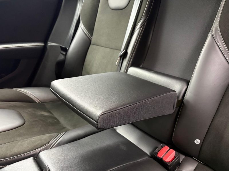 VOLVO V40 2.0D D3 15OCV R-DESIGN  BVA GARANTIE 12 MOIS