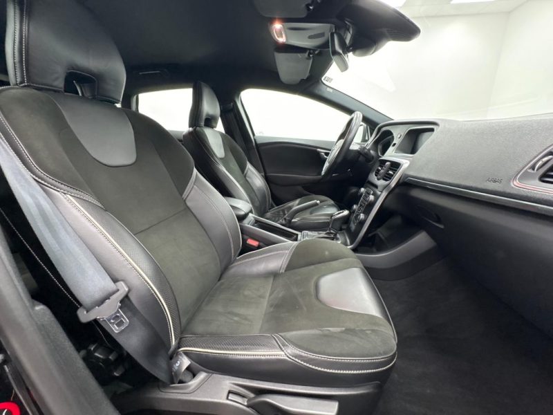 VOLVO V40 2.0D D3 15OCV R-DESIGN  BVA GARANTIE 12 MOIS