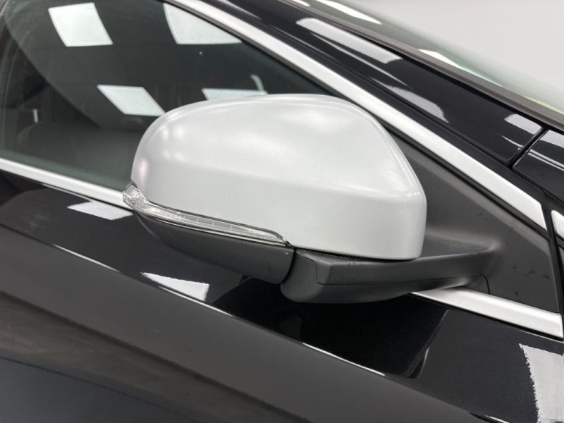 VOLVO V40 2.0D D3 15OCV R-DESIGN  BVA GARANTIE 12 MOIS