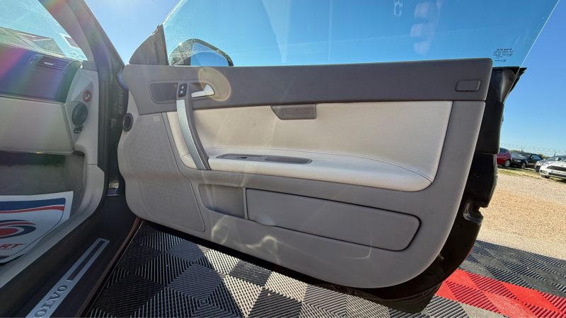 VOLVO C70 D5 2.5D CABRIO  BOITE AUTO KINETIC GEARTRONIC 2009