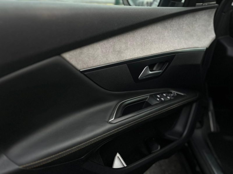 PEUGEOT 3008 • GT LINE • 2.0 BlueHDi 180 • EAT8 • FULL OPTIONS 