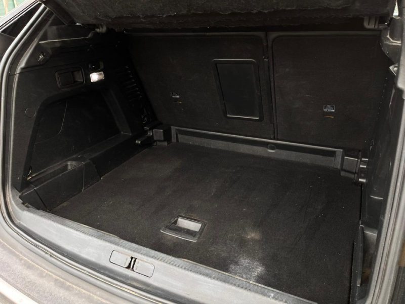 PEUGEOT 3008 • GT LINE • 2.0 BlueHDi 180 • EAT8 • FULL OPTIONS 