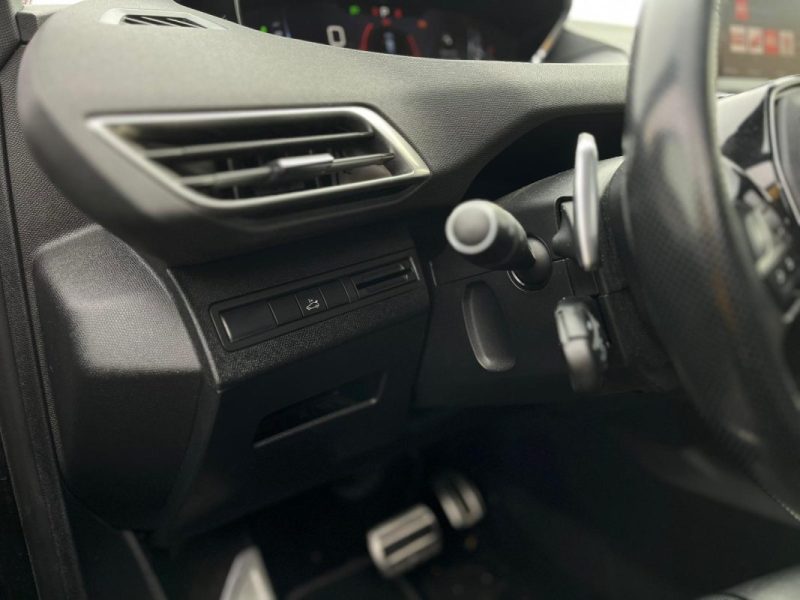 PEUGEOT 3008 • GT LINE • 2.0 BlueHDi 180 • EAT8 • FULL OPTIONS 