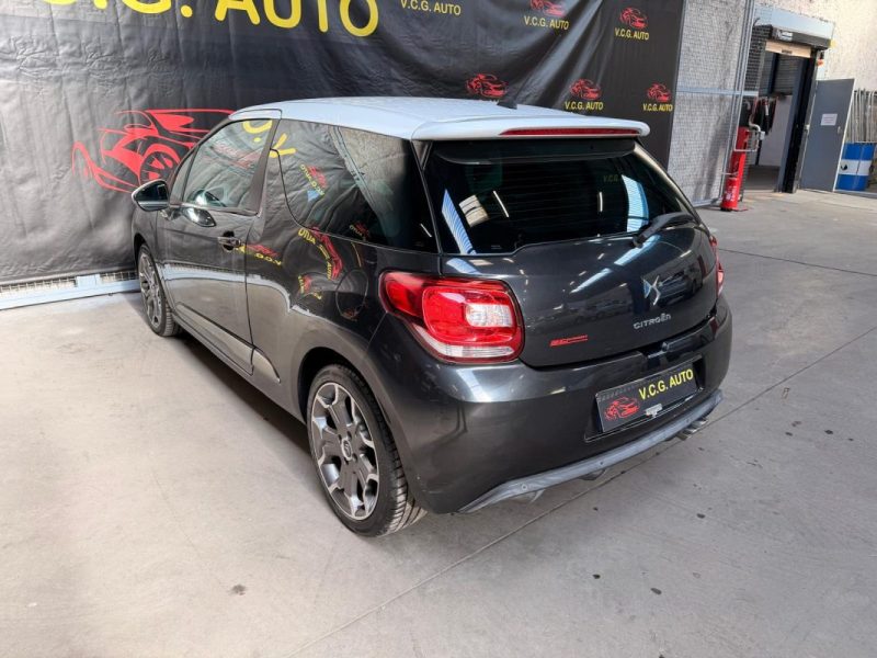CITROEN DS3 1.6 e-HDi 110 Airdream Ultra Prestige 