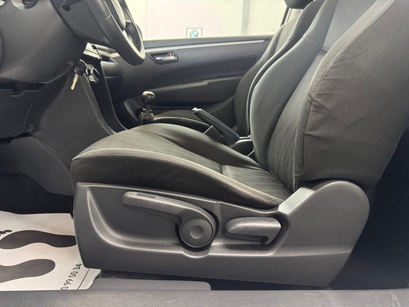 SUZUKI SWIFT 1.3 DDIS 75ch GLX 5 PORTES GARANTIE 6 MOIS HISTORIQUE COMPLET 🇨🇵 SUPER ETAT 219900kms