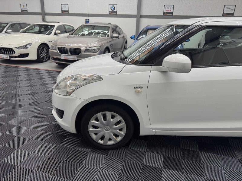 SUZUKI SWIFT 1.3 DDIS 75ch GLX 5 PORTES GARANTIE 6 MOIS HISTORIQUE COMPLET 🇨🇵 SUPER ETAT 219900kms