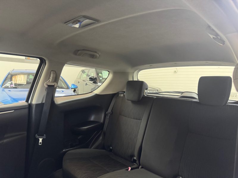 SUZUKI SWIFT 1.3 DDIS 75ch GLX 5 PORTES GARANTIE 6 MOIS HISTORIQUE COMPLET 🇨🇵 SUPER ETAT 219900kms