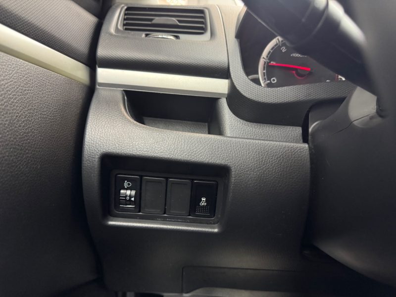 SUZUKI SWIFT 1.3 DDIS 75ch GLX 5 PORTES GARANTIE 6 MOIS HISTORIQUE COMPLET 🇨🇵 SUPER ETAT 219900kms