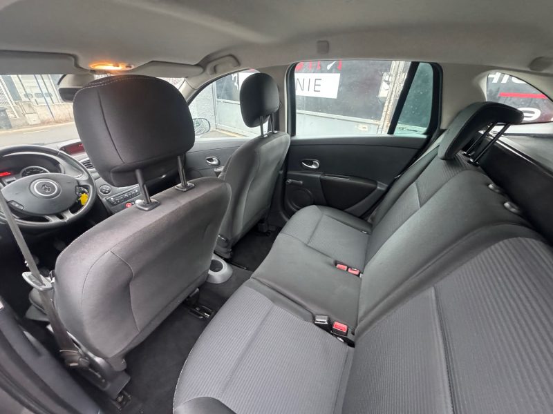 RENAULT CLIO 1.5 DCI 90 EXPRESSION CLIM 2012