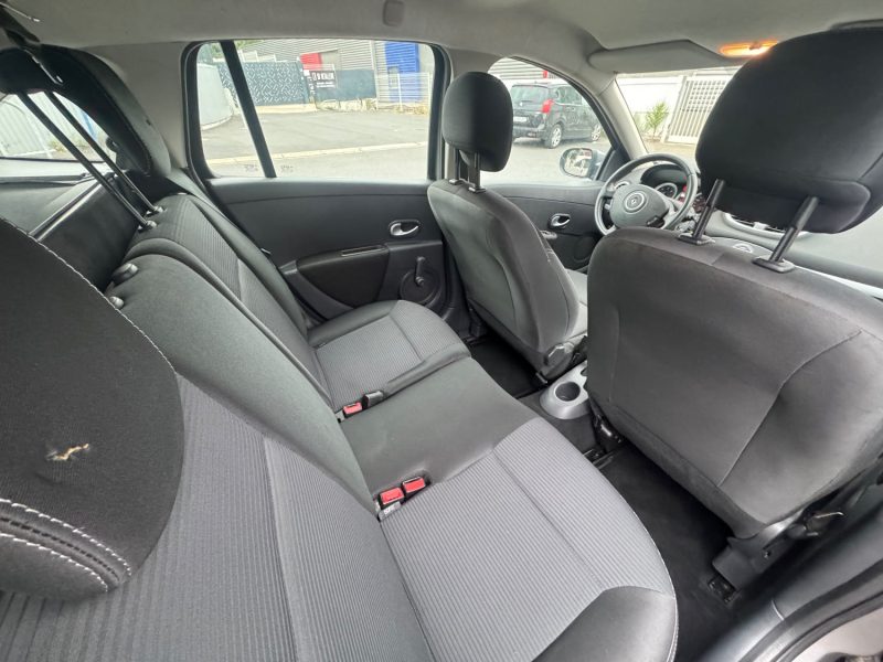 RENAULT CLIO 1.5 DCI 90 EXPRESSION CLIM 2012