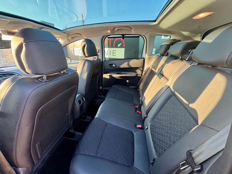 PEUGEOT 3008 1.6 BLUEHDI 120CH ALLURE S&S 2015