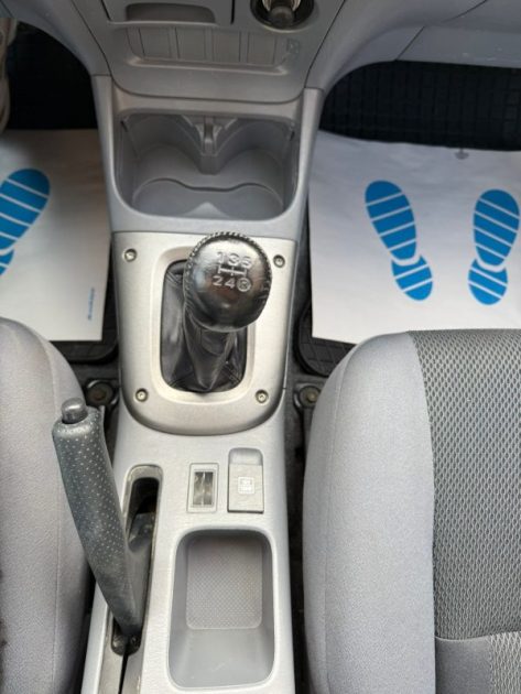 TOYOTA RAV4 2.0D-4D VX  LINEA TERRA 1ère Main 2002