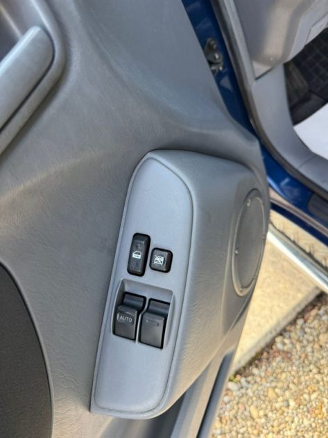 TOYOTA RAV4 2.0D-4D VX  LINEA TERRA 1ère Main 2002