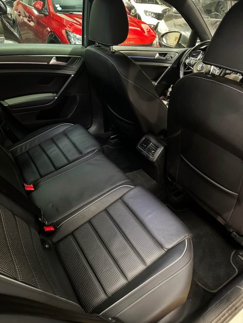 MAGNIFIQUE GOLF 7 GTE HYBRIDE DSG6 204 CH (SUIVI D’ENTRETIEN VW, APPLE CARPLAY, SIÈGES CHAUFFANTS)