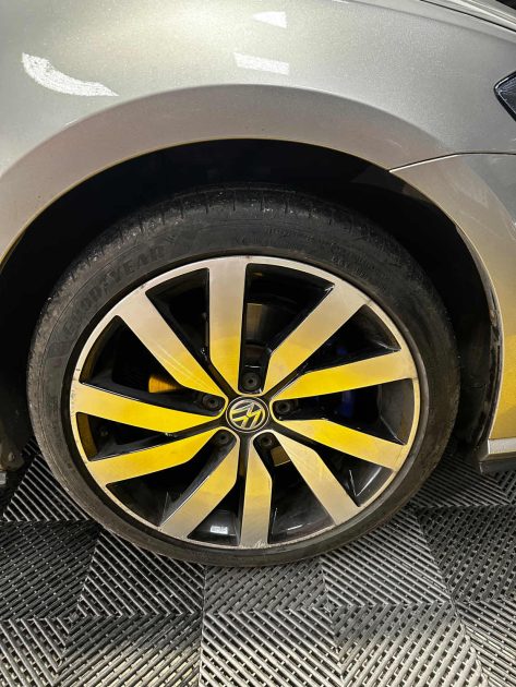 MAGNIFIQUE GOLF 7 GTE HYBRIDE DSG6 204 CH (SUIVI D’ENTRETIEN VW, APPLE CARPLAY, SIÈGES CHAUFFANTS)